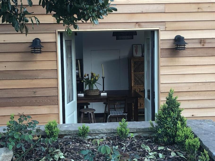 Stylish Cottage In The Pewsey Vale Marlborough Eksteriør bilde